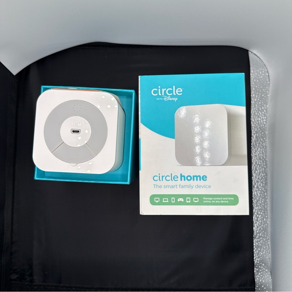Disney Circle Home Device in White and Blue